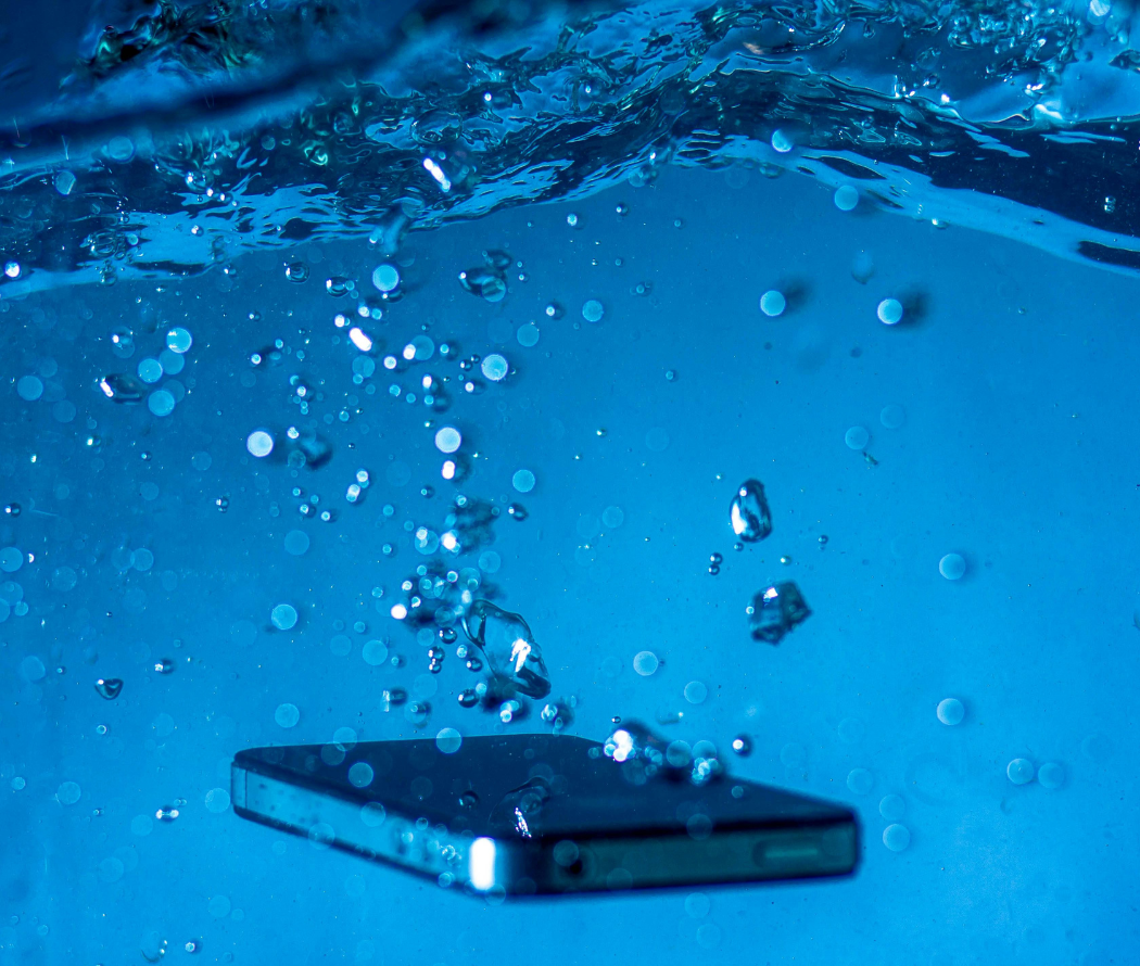 Water-Resistant vs Waterproof Labels